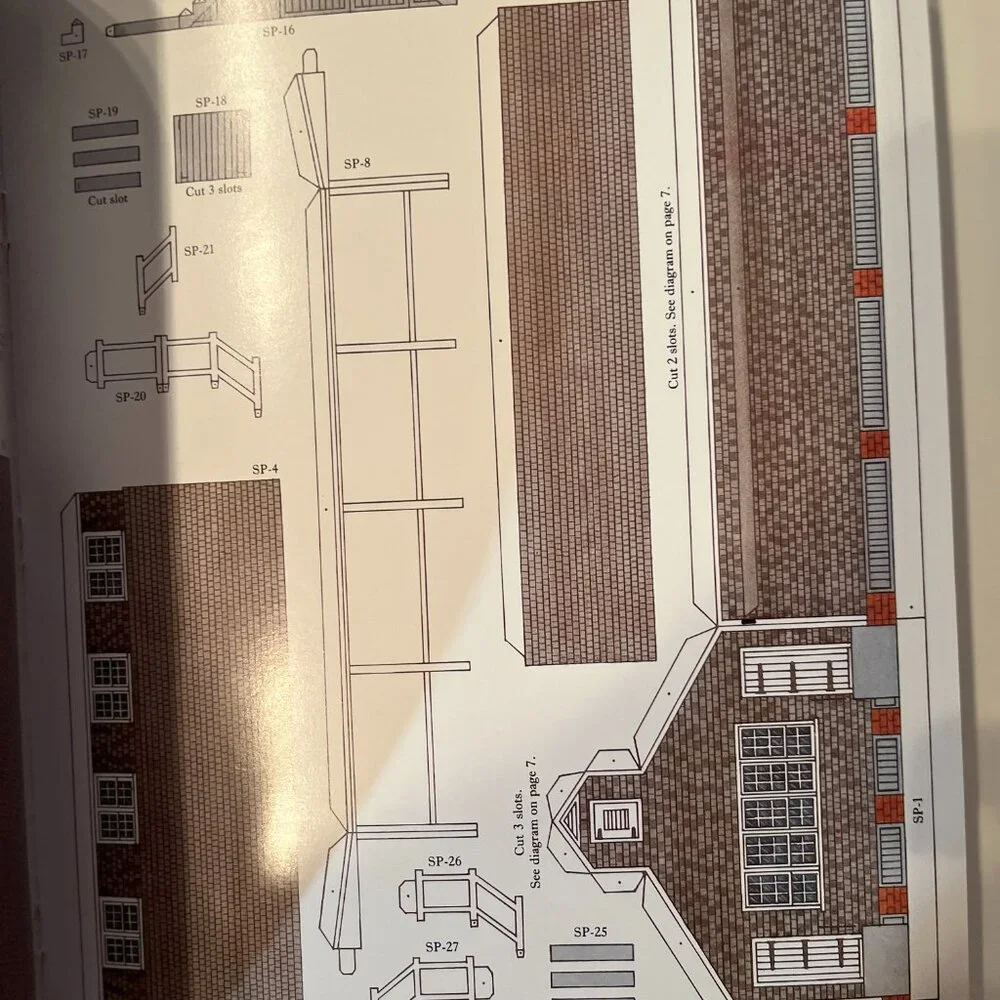 Cut and Assemble: Early American Seaport (Dover‎ Publications, 1984)